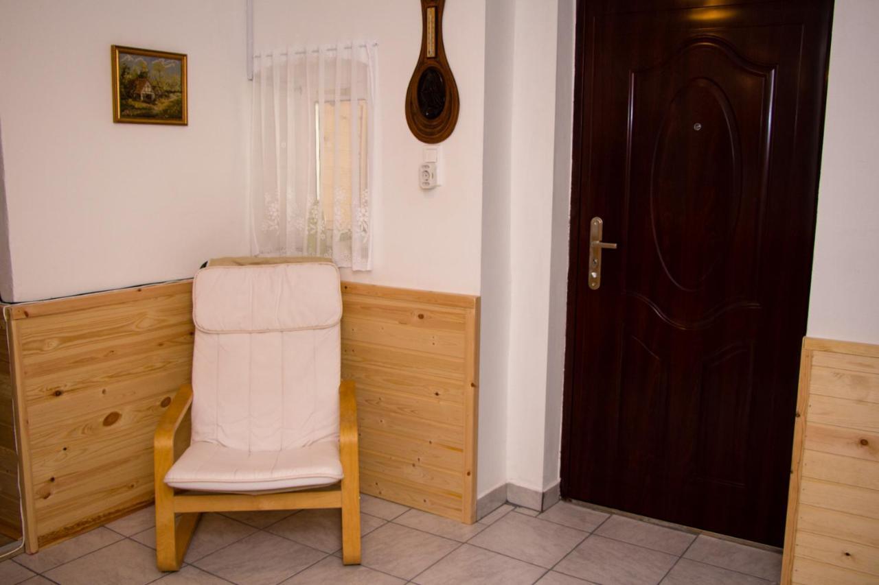 Zimmer Feri Vendeghaz Hotel Abaujszanto Exterior photo
